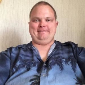 Meet your Posher, Travis